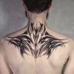Neotribal Dark Lettering Tattoo angefertigt und design von Mari Rocks im Tattoo-Atelier Tattoohütte Wieslauftal-Remstal bei Schorndorf